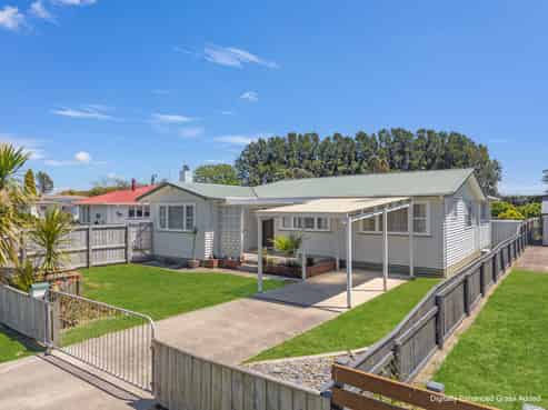 142 College Road, Edgecumbe