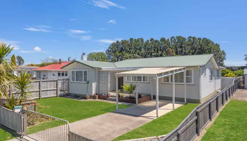 142 College Road, Edgecumbe
