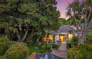 47 Hillsborough Road, Hillsborough