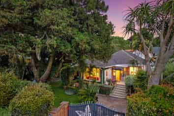 47 Hillsborough Road, Hillsborough