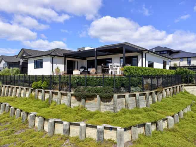 1 Bosun Place, Flagstaff