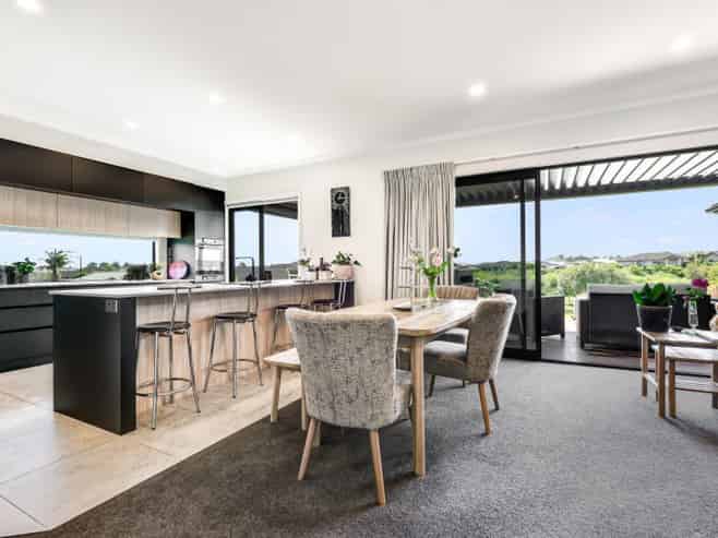 1 Bosun Place, Flagstaff