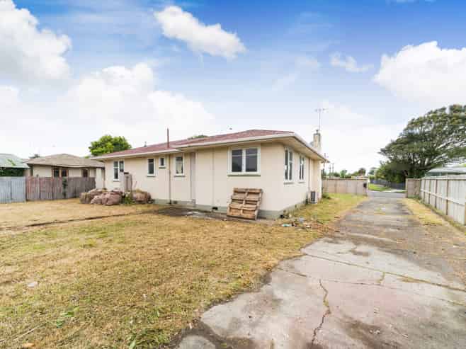 79 Rugby Street, Awapuni