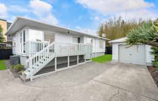 30A Vodanovich Road, Te Atatu South