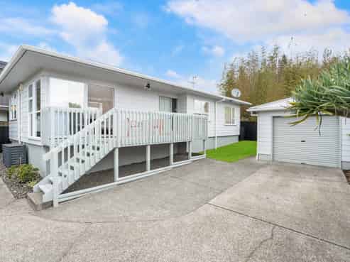 30A Vodanovich Road, Te Atatu South