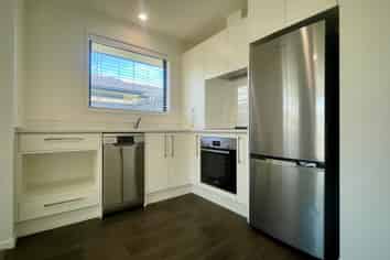 3/2 McNicol St, Fairfield