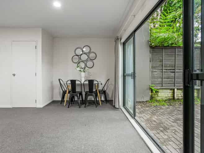 135d Triangle Road, Massey