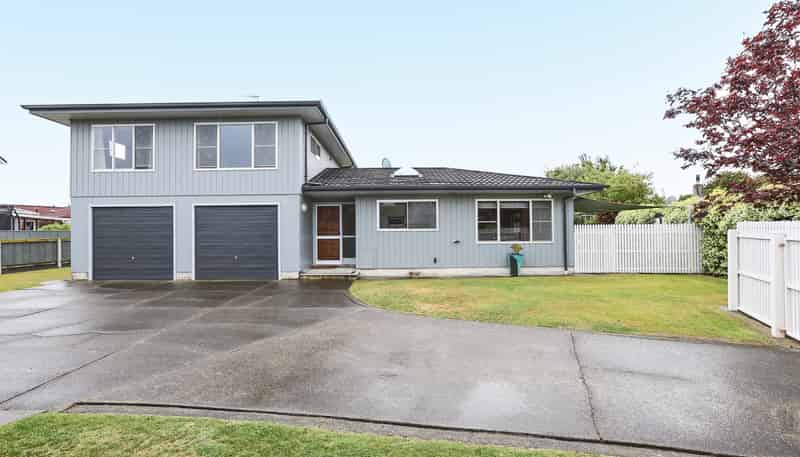 31 Holyrood Street, Taradale