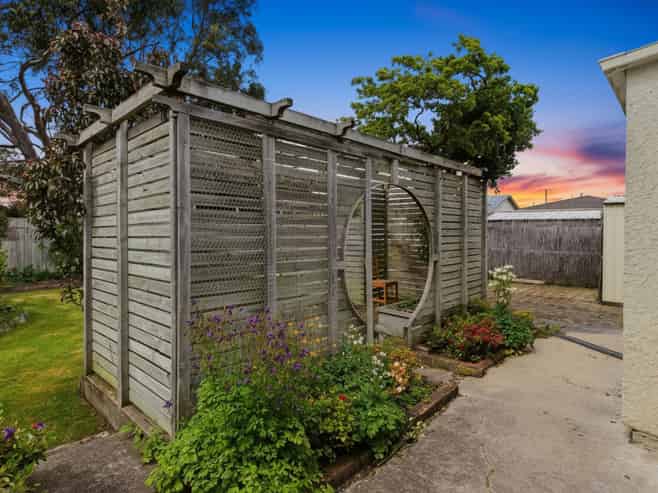 19 De Carle Street, SAINT KILDA