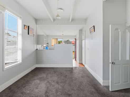 28  Eskvale Street, SAINT KILDA