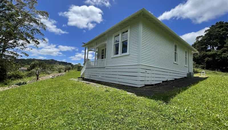 614d Paparoa Station Road, Paparoa