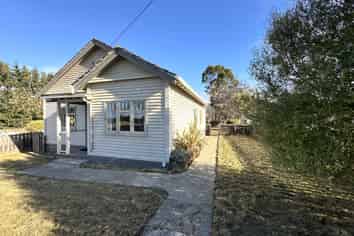 3 Brown Street, CLINTON