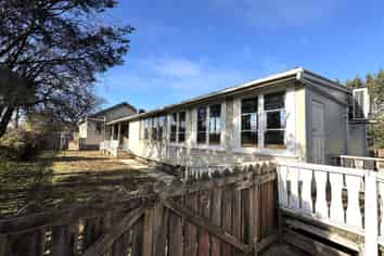 3 Brown Street, CLINTON