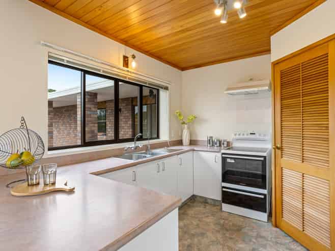 22 Petrel Place, Massey