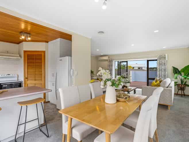 22 Petrel Place, Massey