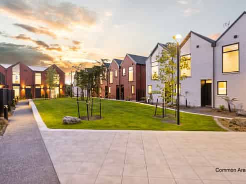 8/13 Donald Place, Saint Albans