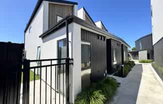 1/8 Tonga Place, Riccarton