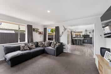 1 Cardigan Bay Place, Addington