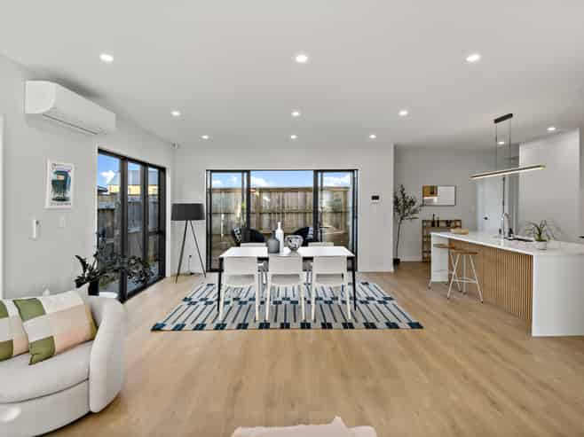 21 La Bella Road, Hobsonville