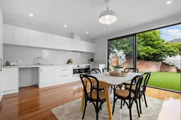 3 Himalaya Crescent, Khandallah