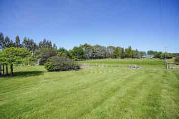 20 Cross Road, Winton