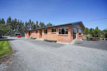 20 Cross Road, Winton