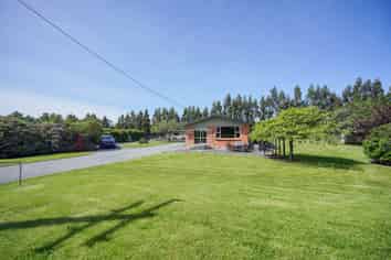 20 Cross Road, Winton