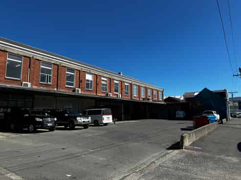 Industrial Unit, Central Location