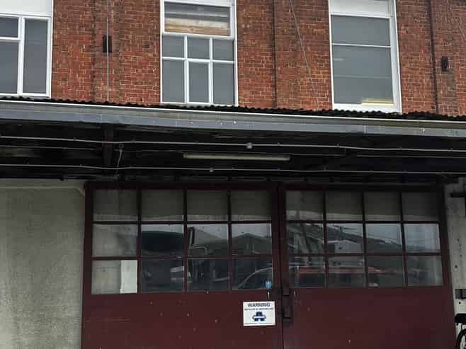 Industrial Unit, Central Location