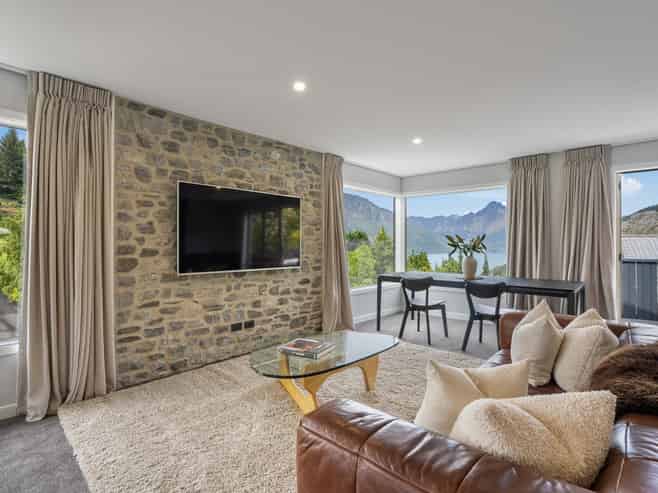 2 Dart Place, Fernhill