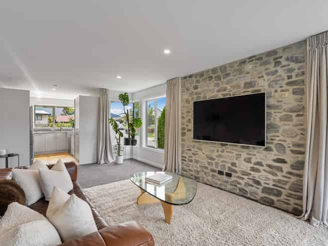 2 Dart Place, Fernhill