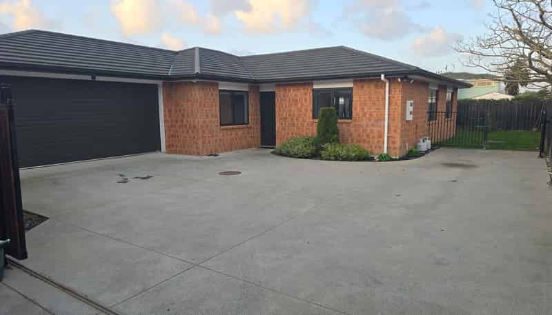 12A Cameron Street, Papakura