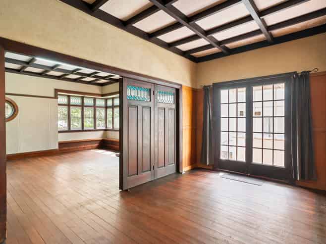 54 Lloyd Avenue, Mount Albert