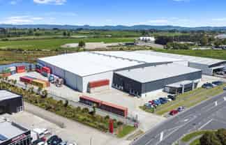 A Rare Large-Scale Distribution Facility