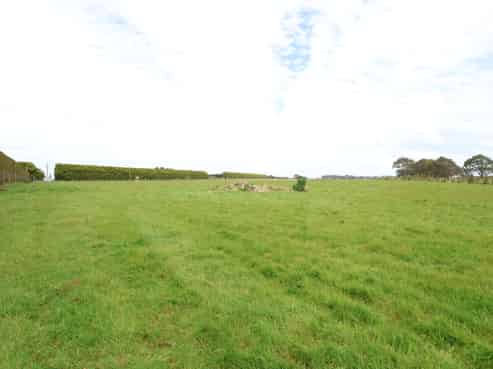 15 Weir Road, Waianiwa