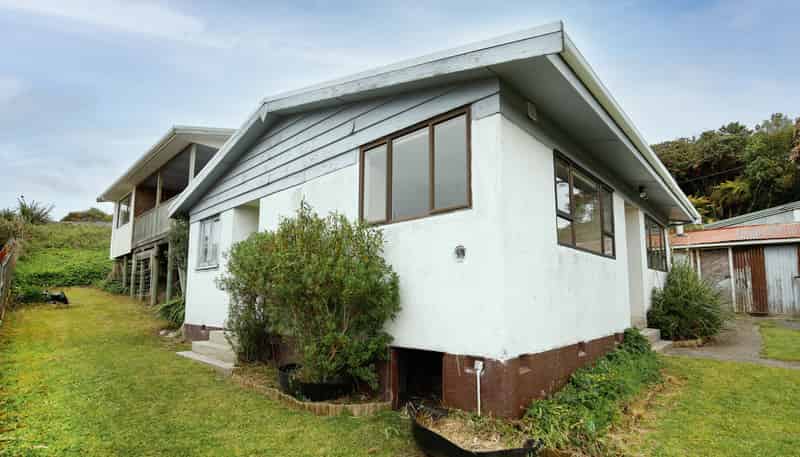 33 Main Road, Stewart Island