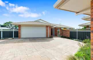 49 Plateau Heights, Mount Maunganui