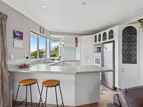 49 Plateau Heights, Mount Maunganui