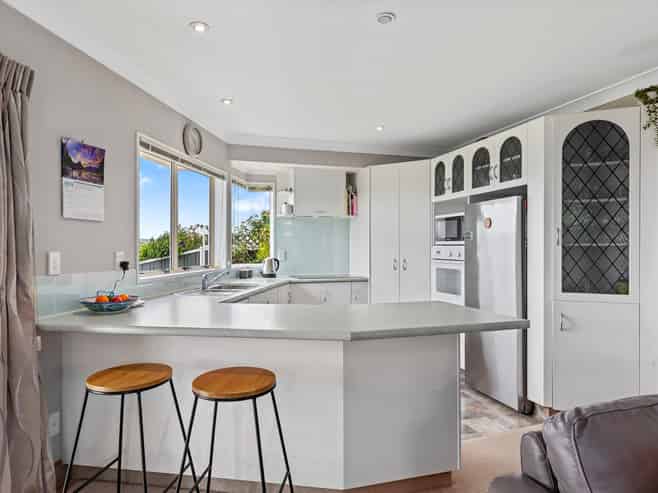 49 Plateau Heights, Mount Maunganui