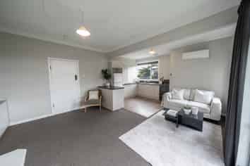 10 Herriot Court, Richmond