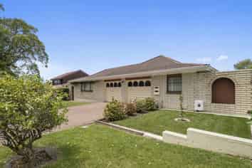 12 Kowhai Street, Glenholme