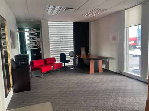 Stylish Standalone - Profile & Parking