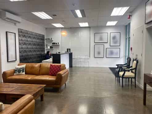 Stylish Standalone - Profile & Parking