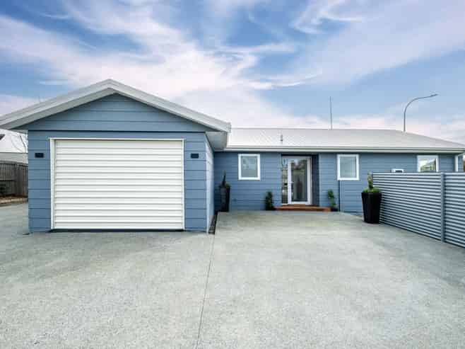 1 Cardiff Street, Marchwiel