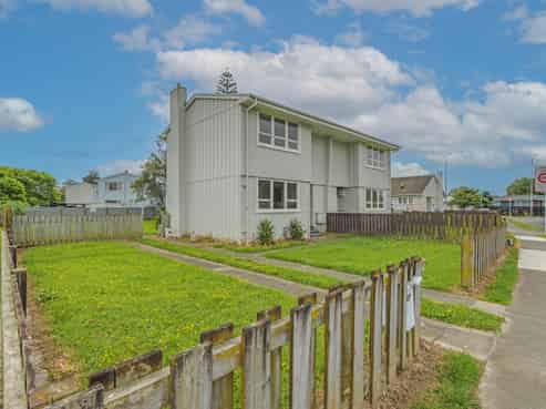 61-63 Ronberg Street, Highbury