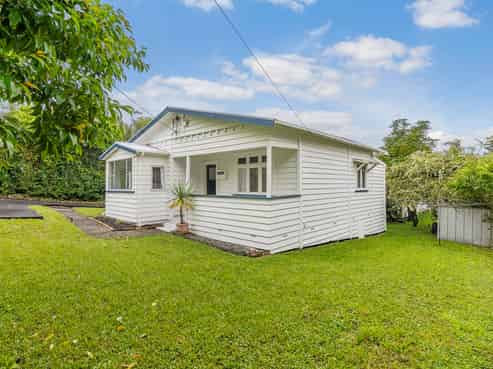 1/16 Pine Street, New Lynn