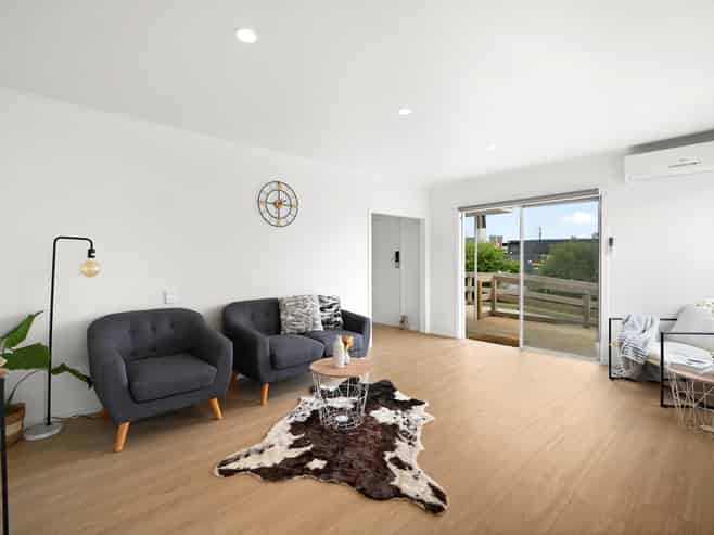 11 Dinsdale Road, Dinsdale