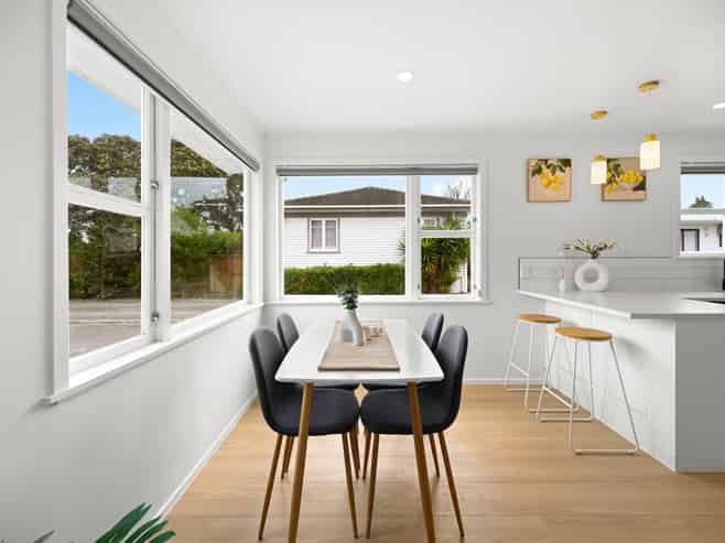 11 Dinsdale Road, Dinsdale