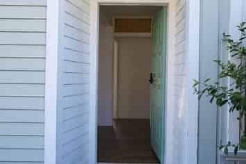 4 Ngahina Street, Paraparaumu