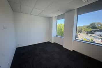 Modern 405sqm Office on Mount Eden’s Top Floor